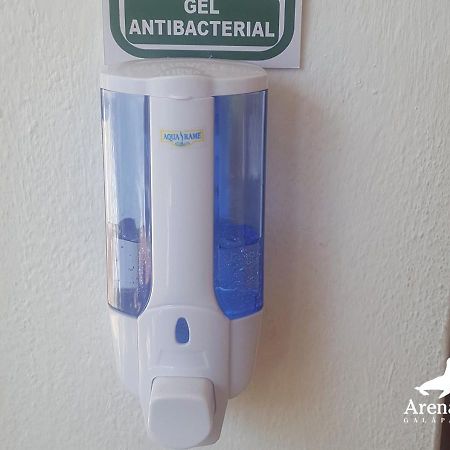 Hostal Arena Negra Puerto Ayora  Bagian luar foto