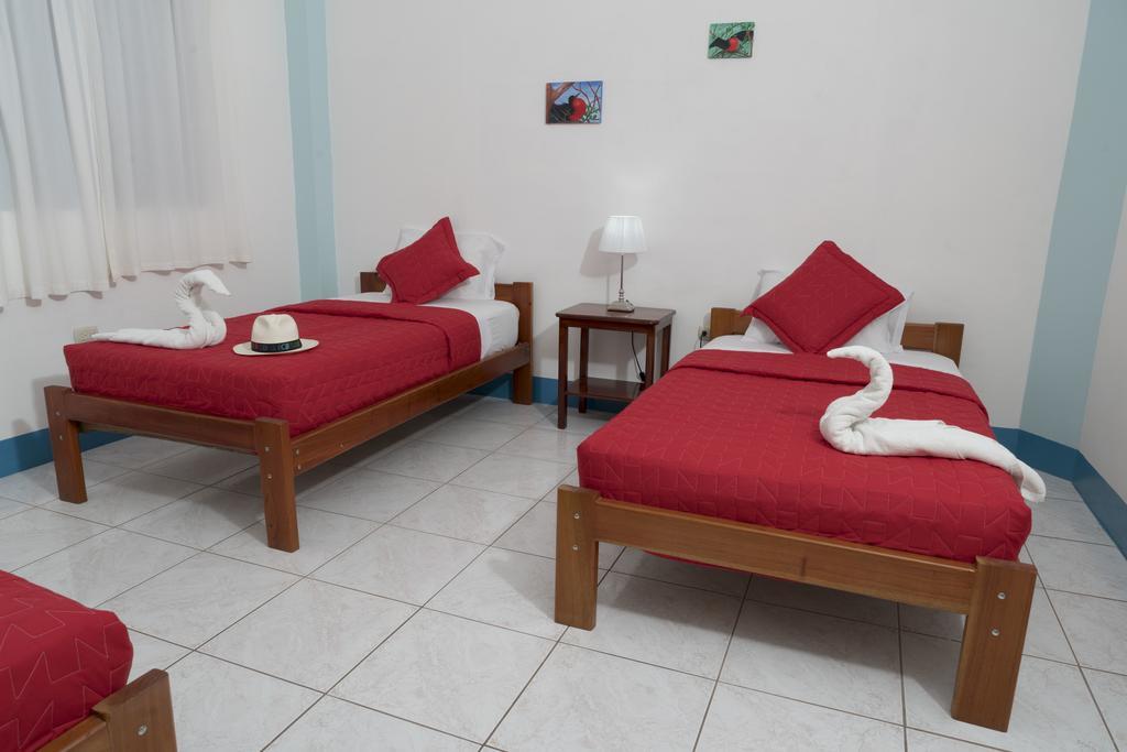 Hostal Arena Negra Puerto Ayora  Bagian luar foto