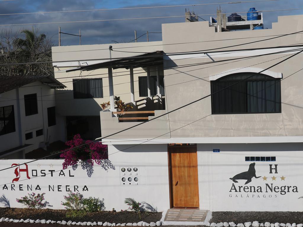 Hostal Arena Negra Puerto Ayora  Bagian luar foto